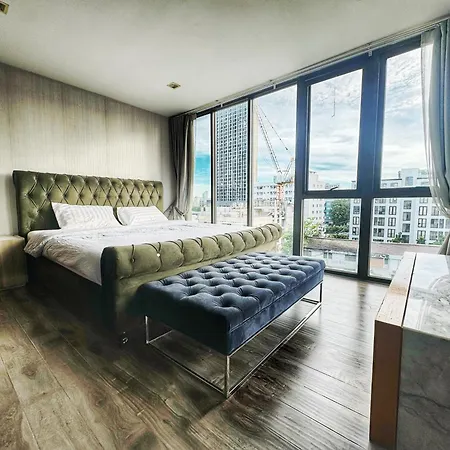 W8 Condo, Luxe 2 Bedroom Private Floor, Best Hip Central Bangkok Area, 5 Mins From Thonglo Bts Station