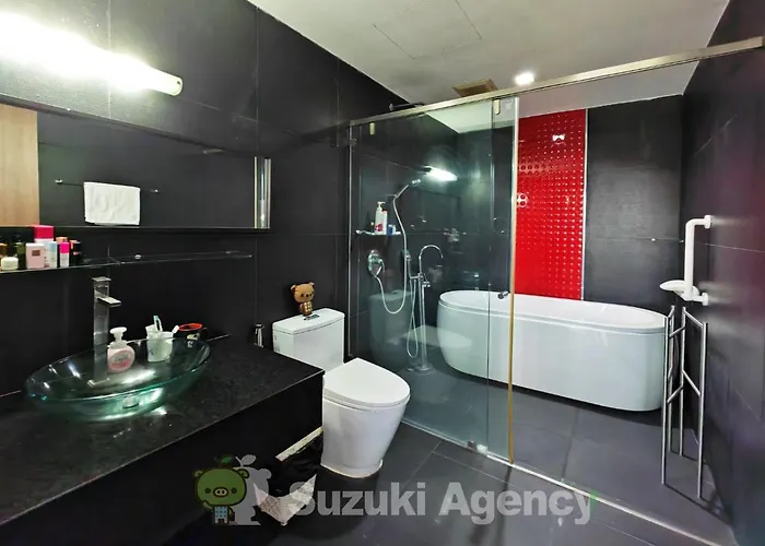 W8 Condo, Luxe 2 Bedroom Private Floor, Hip Area, 5 Mins From Thonglo Bts Station