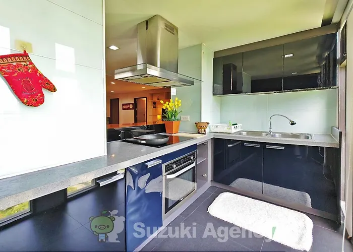 アパート W8 Condo, Luxe 2 Bedroom Private Floor, Hip Area, 5 Mins From Thonglo Bts Station バンコク都