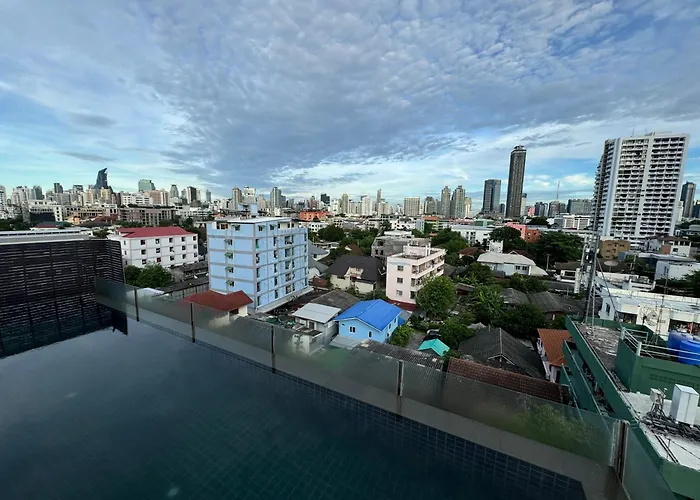W8 Condo, Luxe 2 Bedroom Private Floor, Hip Area, 5 Mins From Thonglo Bts Station *