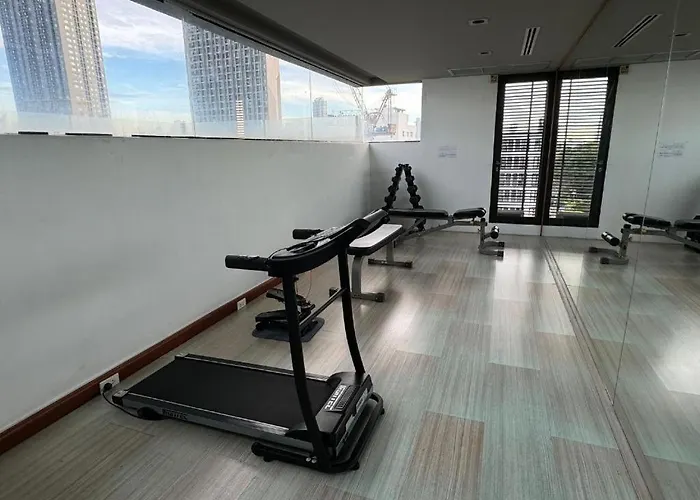 W8 Condo, Luxe 2 Bedroom Private Floor, Hip Area, 5 Mins From Thonglo Bts Station